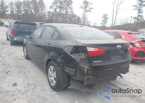 2015 Kia Forte Lx z USA, uszkodzony, nr VIN KNAFK4A63F5422691